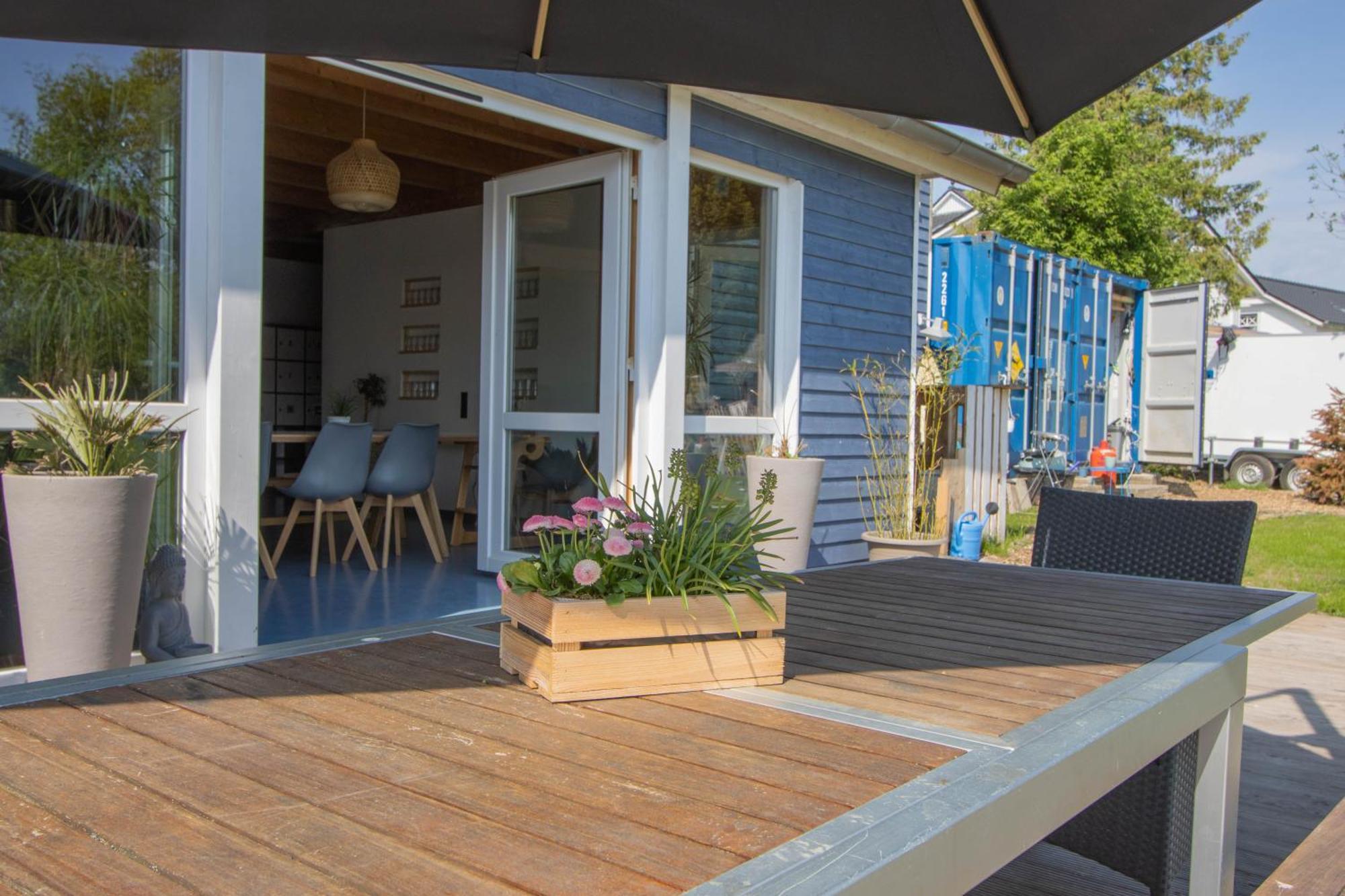 Hostel Oder Ferienwohnung 1-16 Personen Im Blauen Haus Fehmarn Bagian luar foto