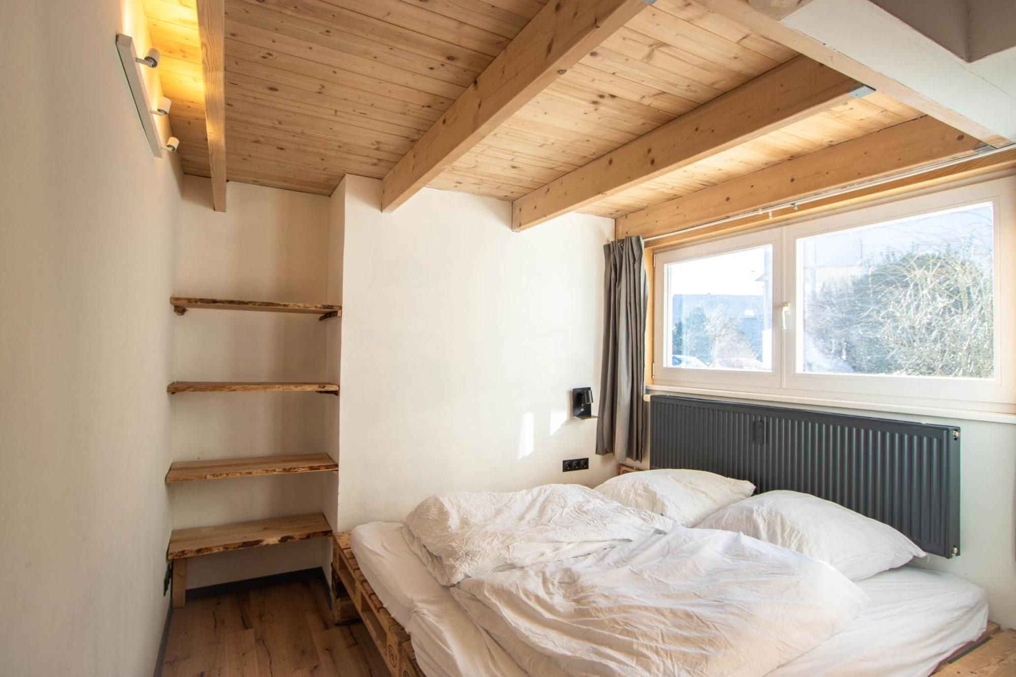 Hostel Oder Ferienwohnung 1-16 Personen Im Blauen Haus Fehmarn Bagian luar foto