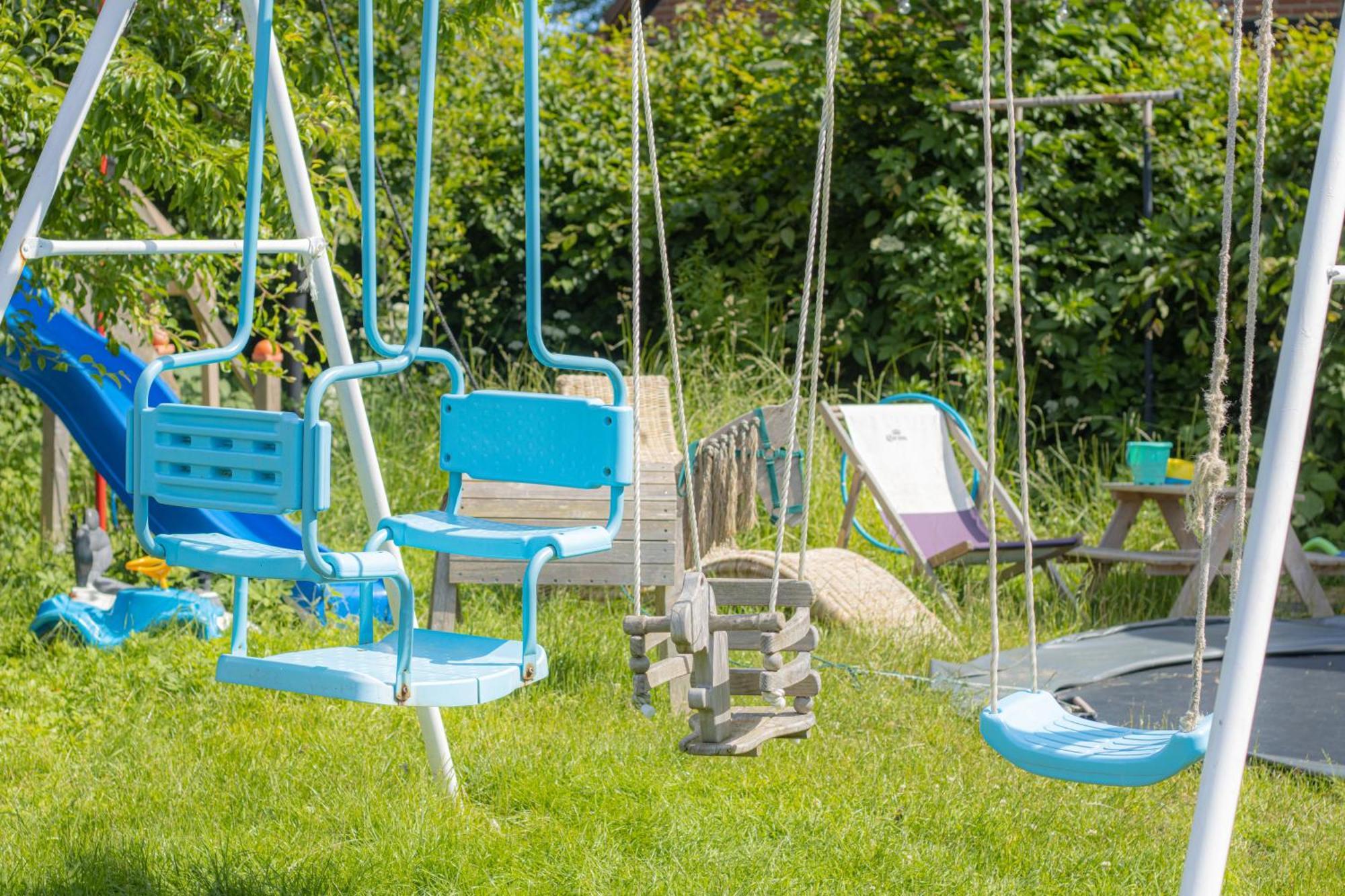 Hostel Oder Ferienwohnung 1-16 Personen Im Blauen Haus Fehmarn Bagian luar foto